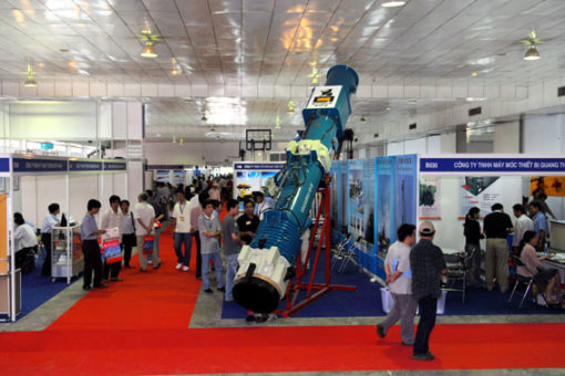 Hơn 2.000 lượt khách tham quan Chinamac Fair 2010